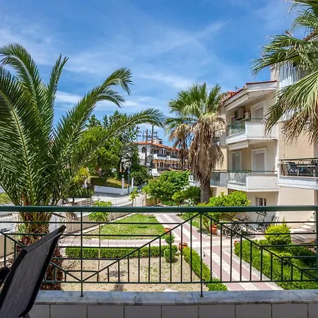 Aris Luxury Apartments Pefkochori Exterior photo