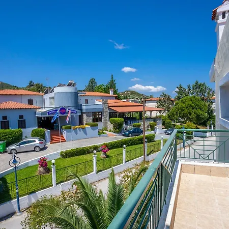 Aris Luxury Apartments Pefkochori Exterior photo