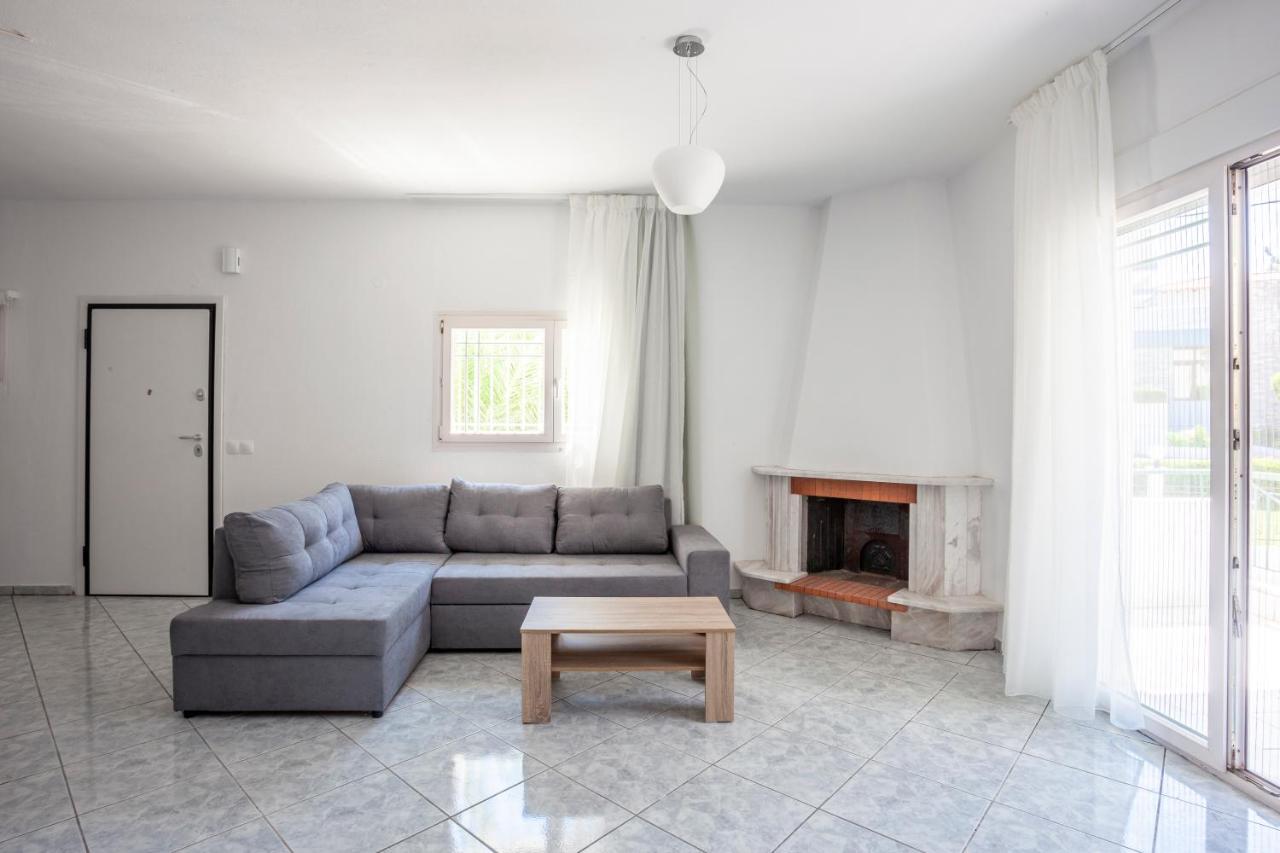 Aris Luxury