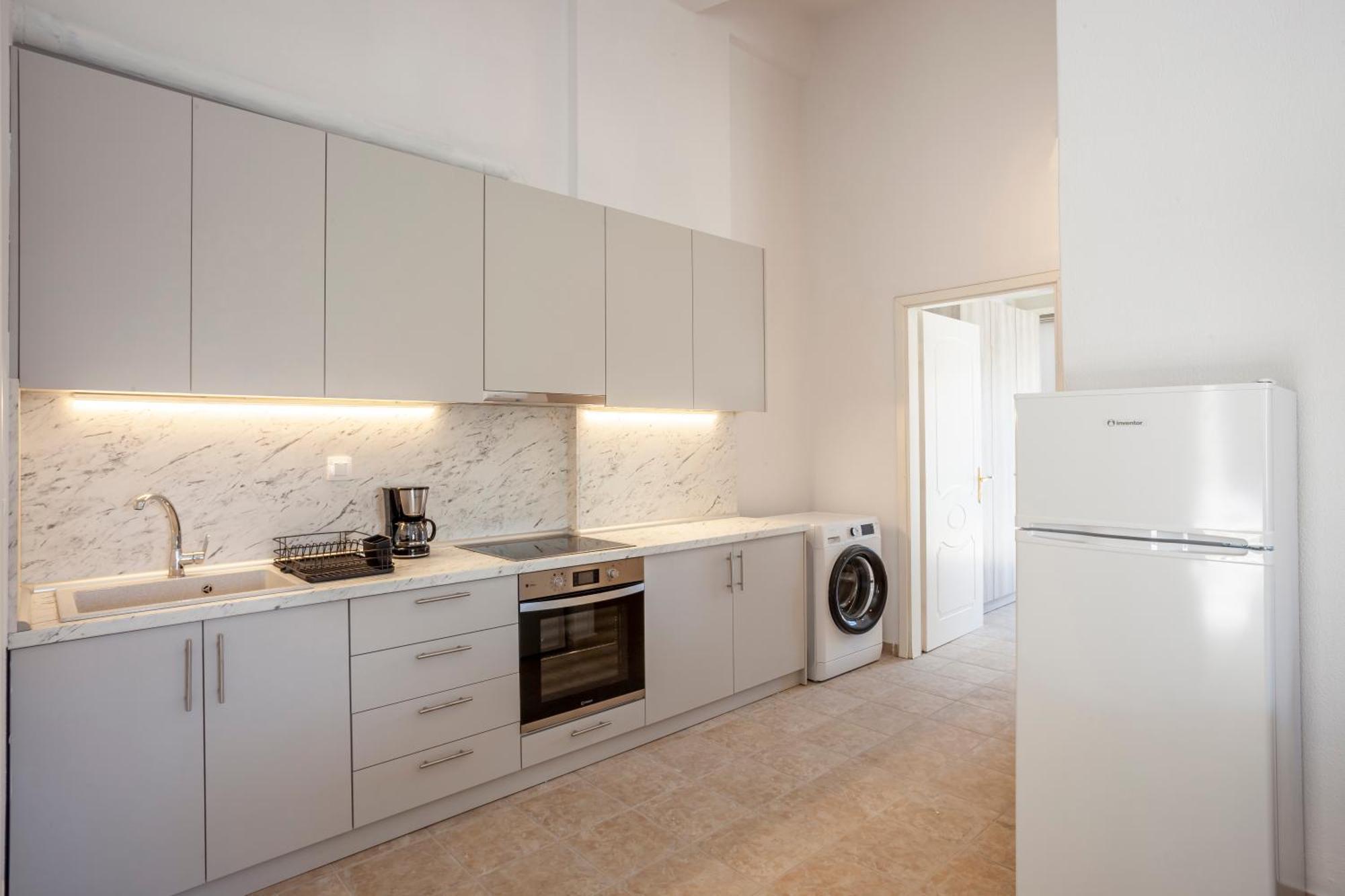 Aris Luxury