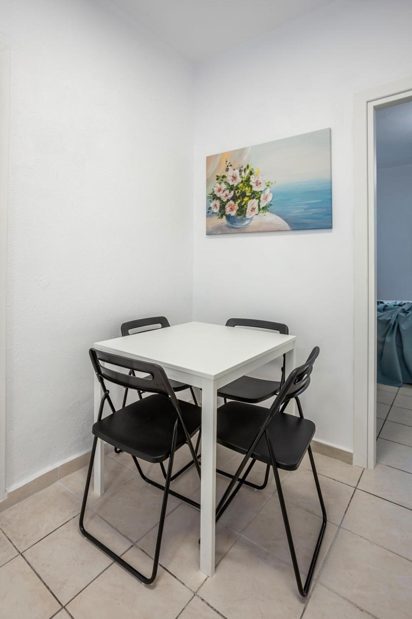 Aris Luxury