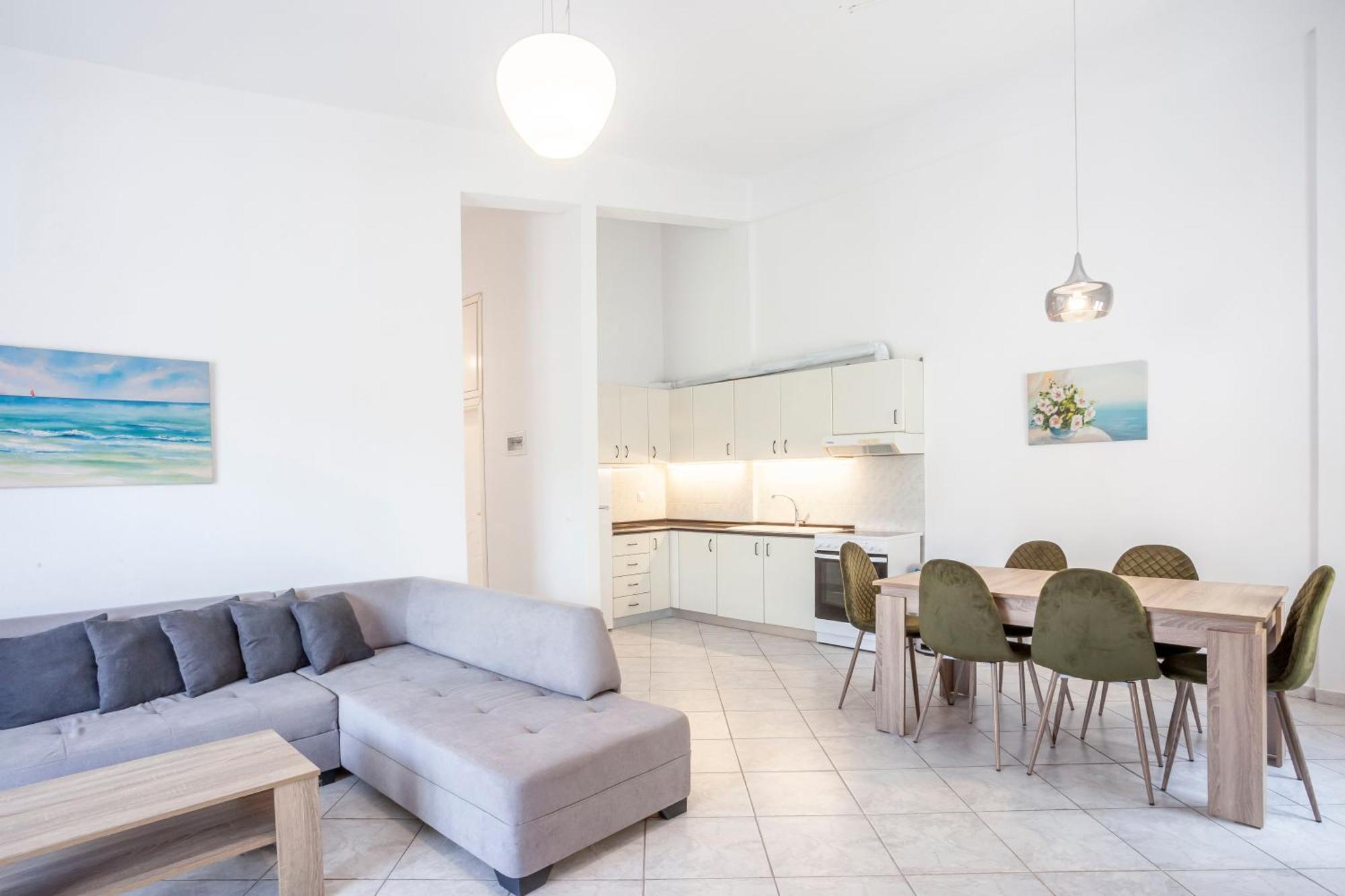 Aris Luxury Apartment Pefkochori