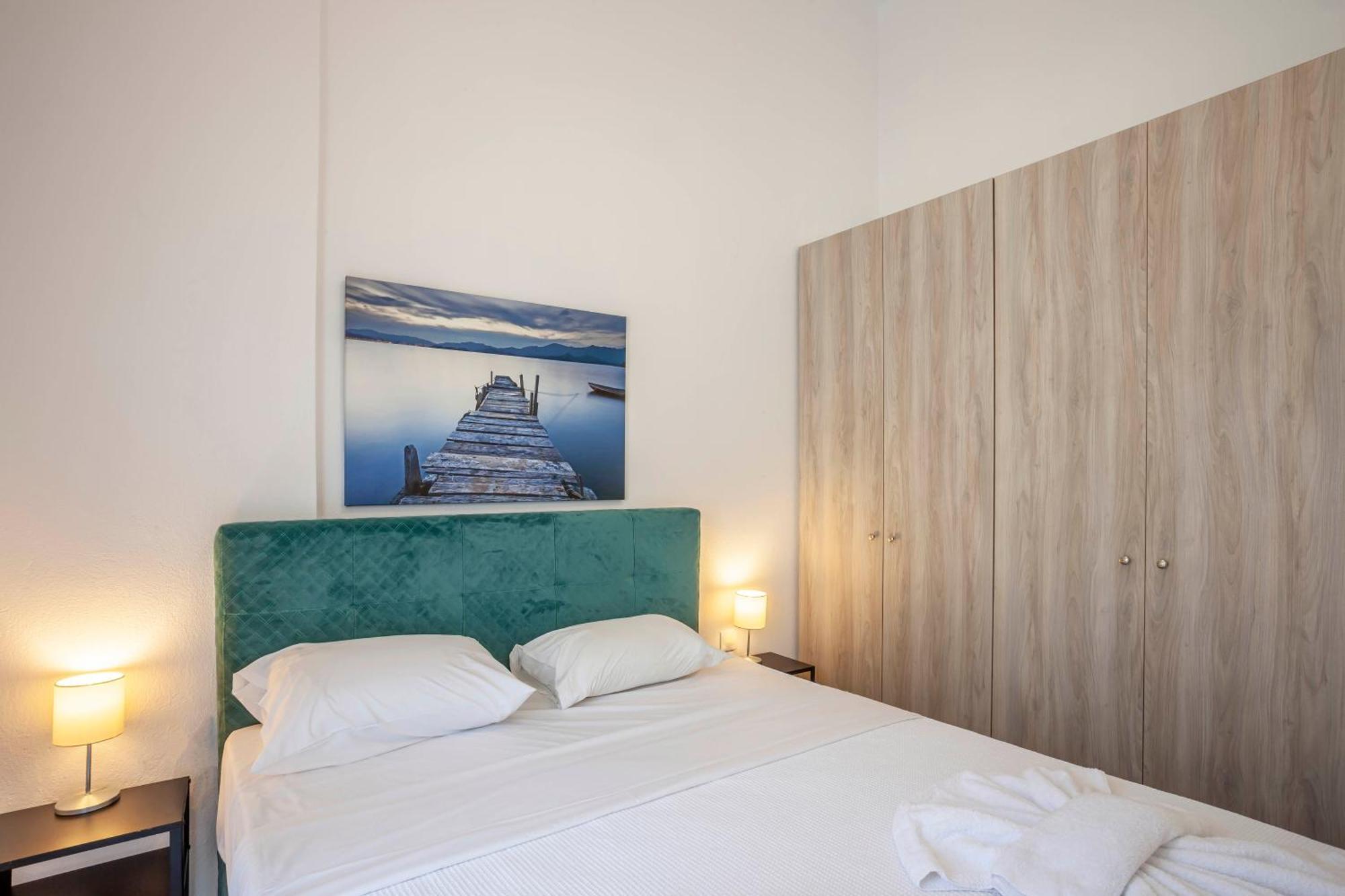Aris Luxury