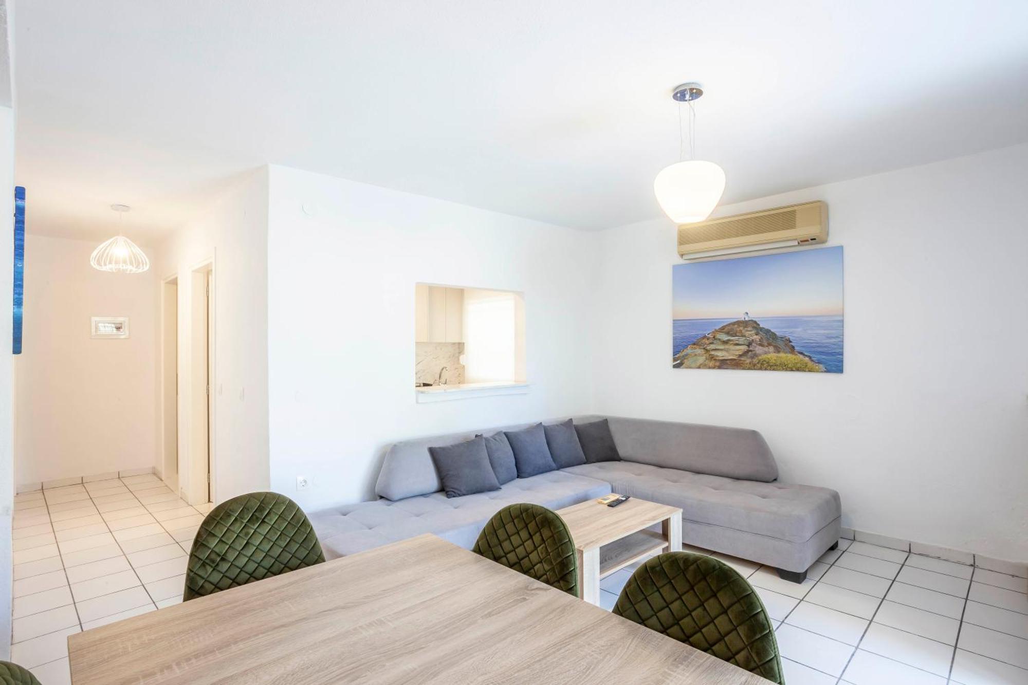 Aris Luxury Apartment