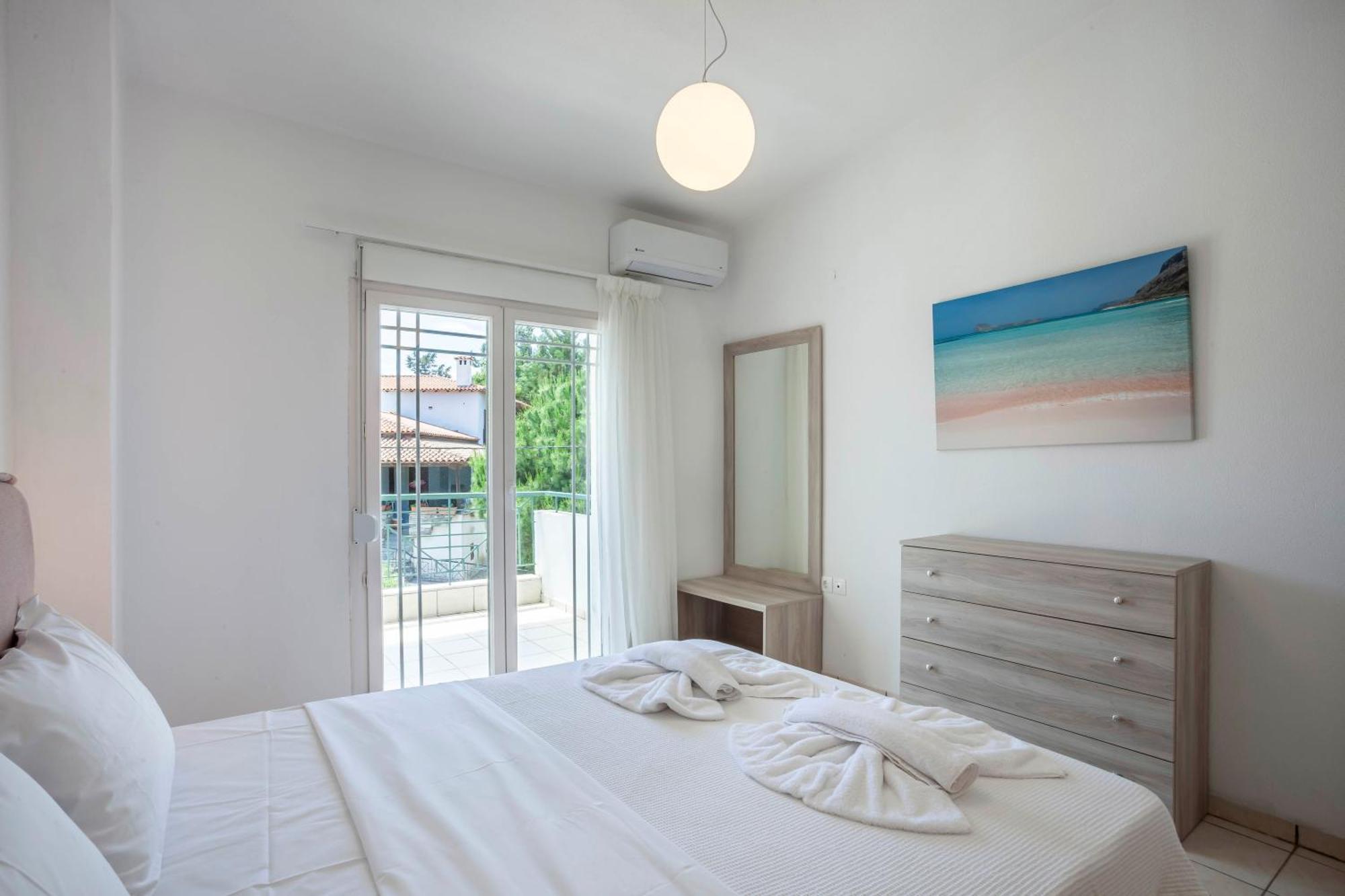 Aris Luxury