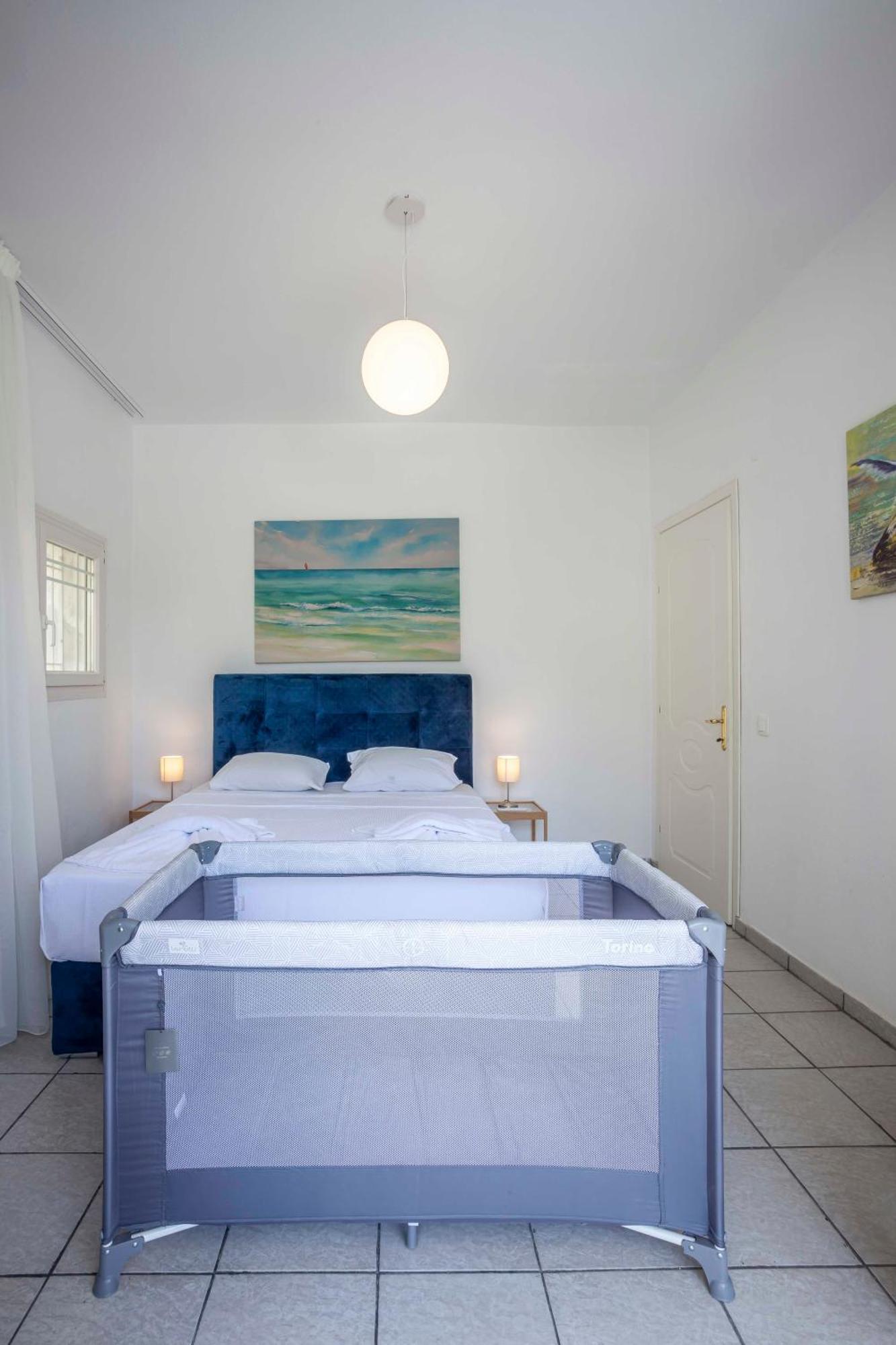 Aris Luxury