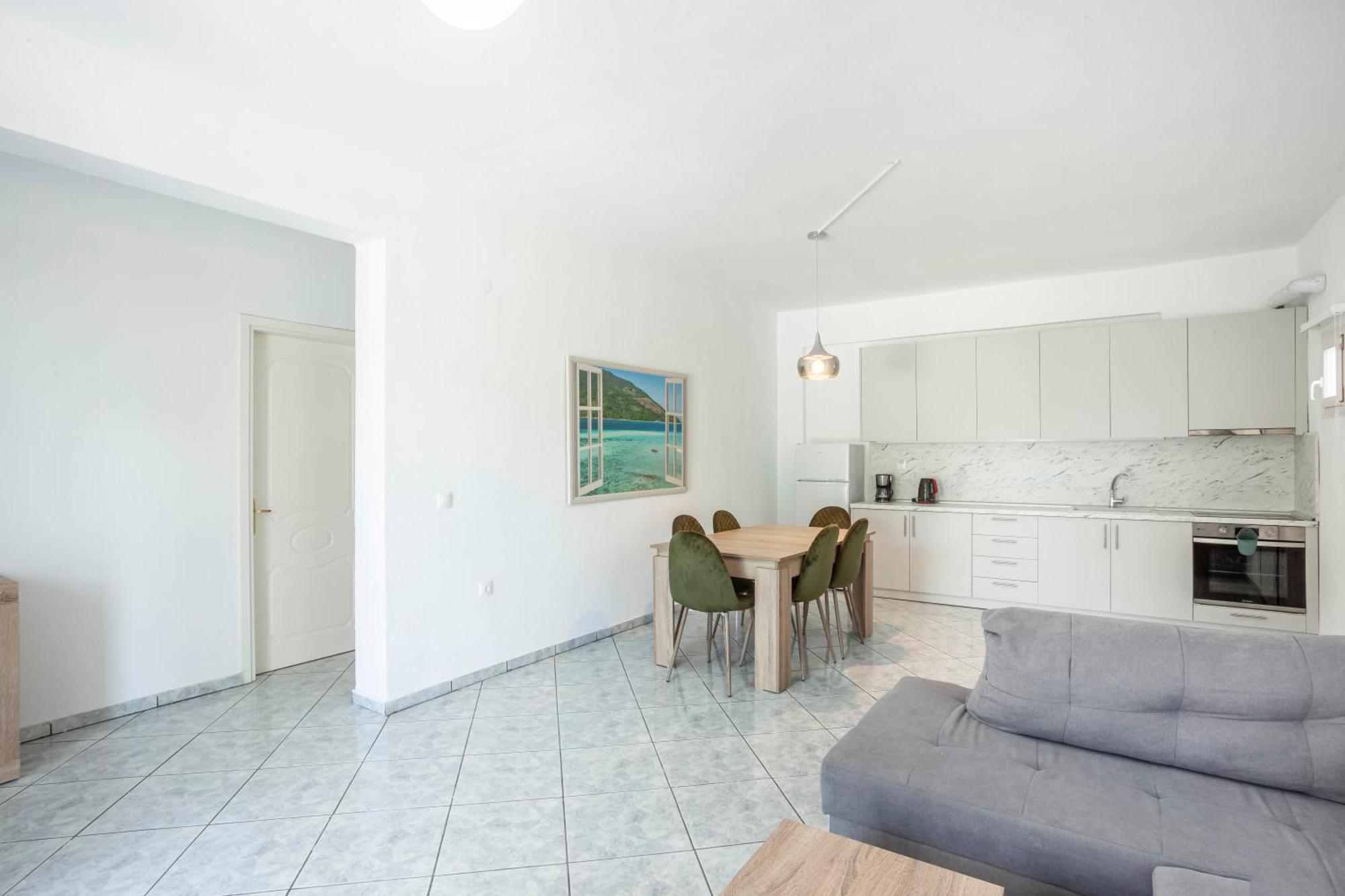 Aris Luxury Apartment
